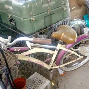 La Jolla brand new crusier bike